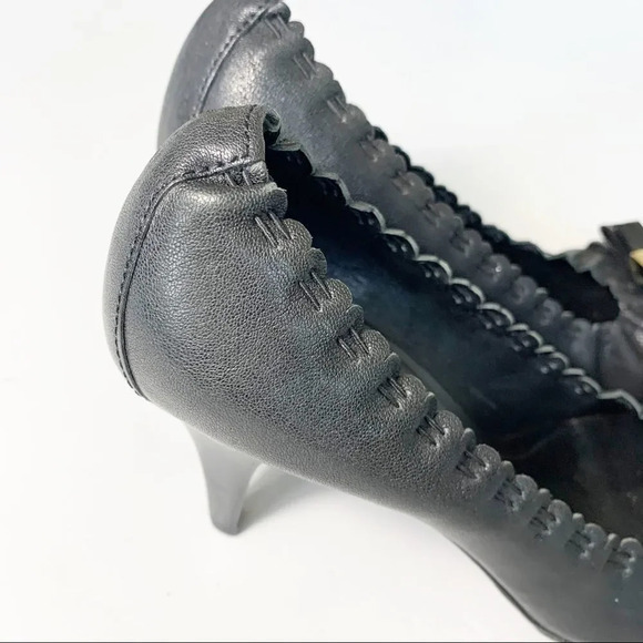 Tory Burch Romy Pump Black Leather Heels Women’s‎ Size 7 Patent Ruffle Luxe Look - Picture 6 of 11